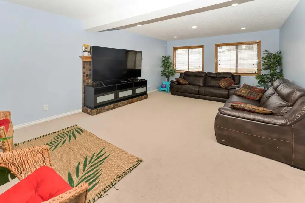 18 Coral Sands Place NE Calgary AB T3J3J3