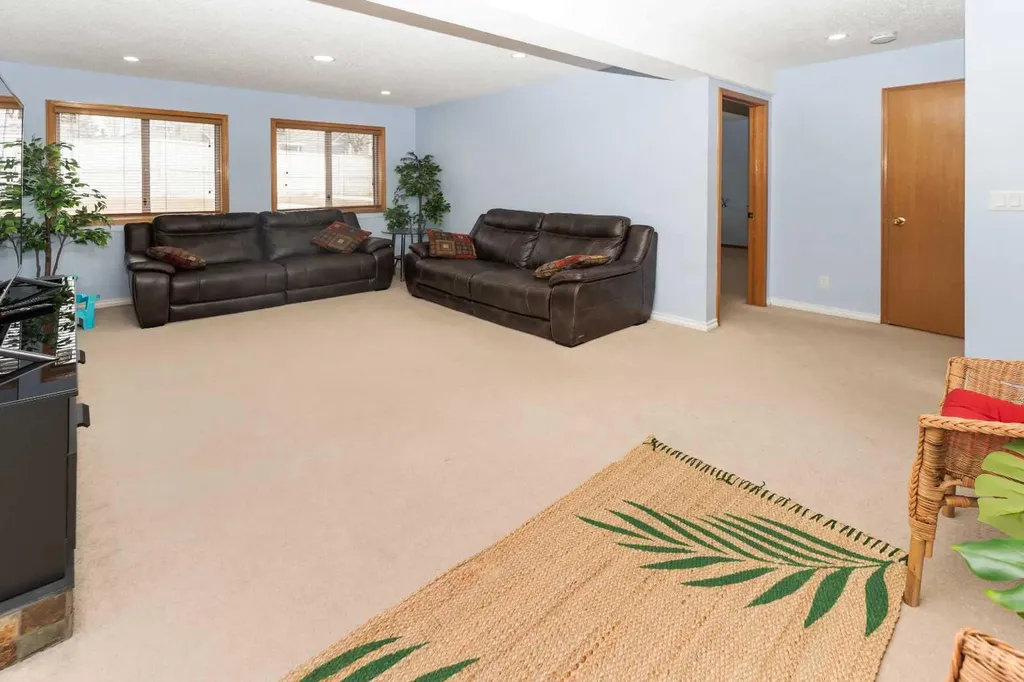 18 Coral Sands Place NE Calgary AB T3J3J3
