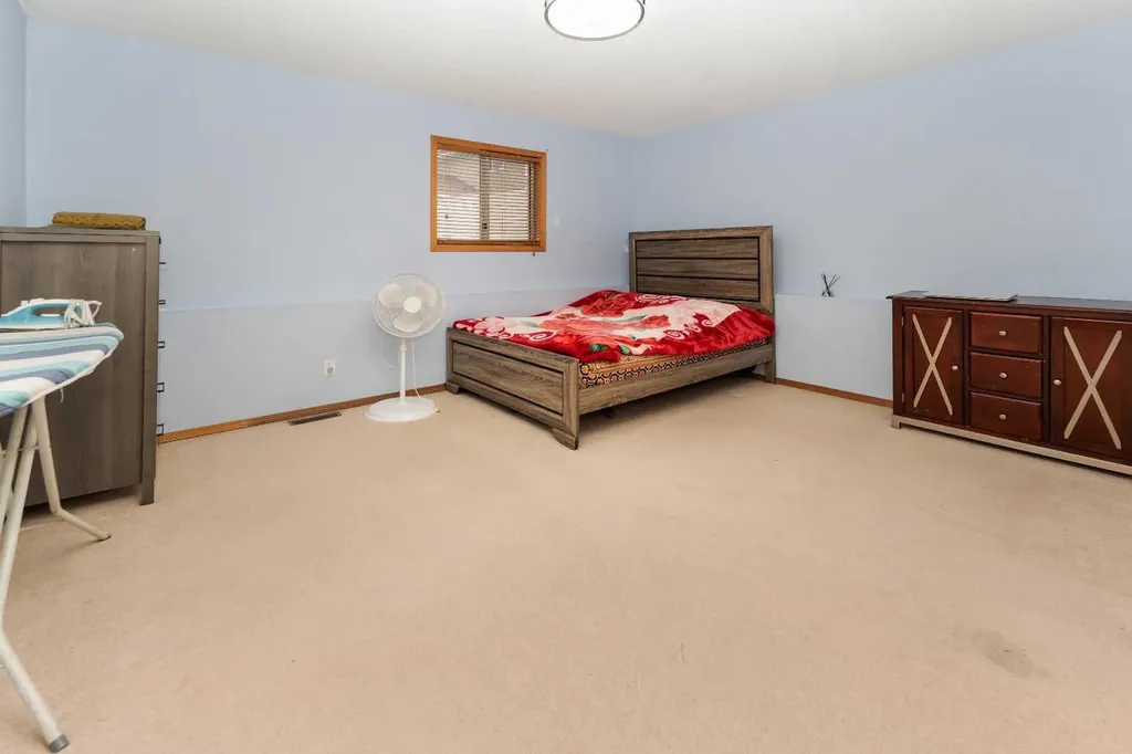 18 Coral Sands Place NE Calgary AB T3J3J3