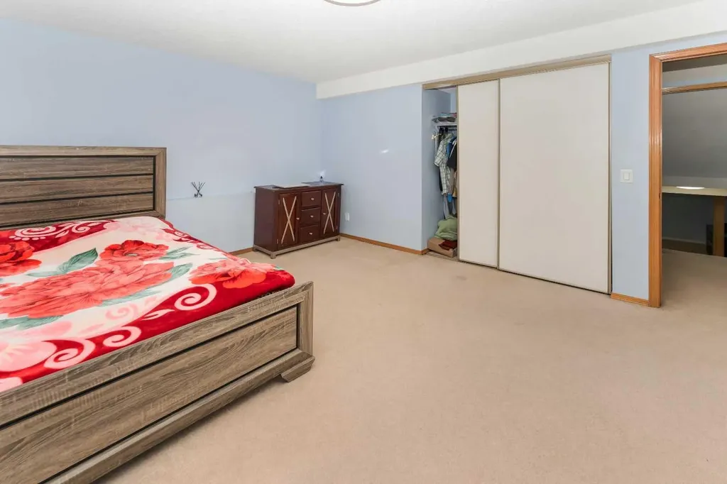 18 Coral Sands Place NE Calgary AB T3J3J3