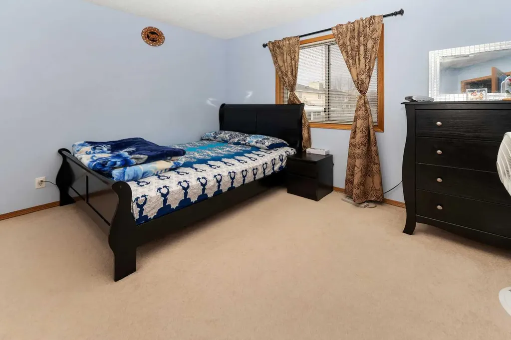 18 Coral Sands Place NE Calgary AB T3J3J3