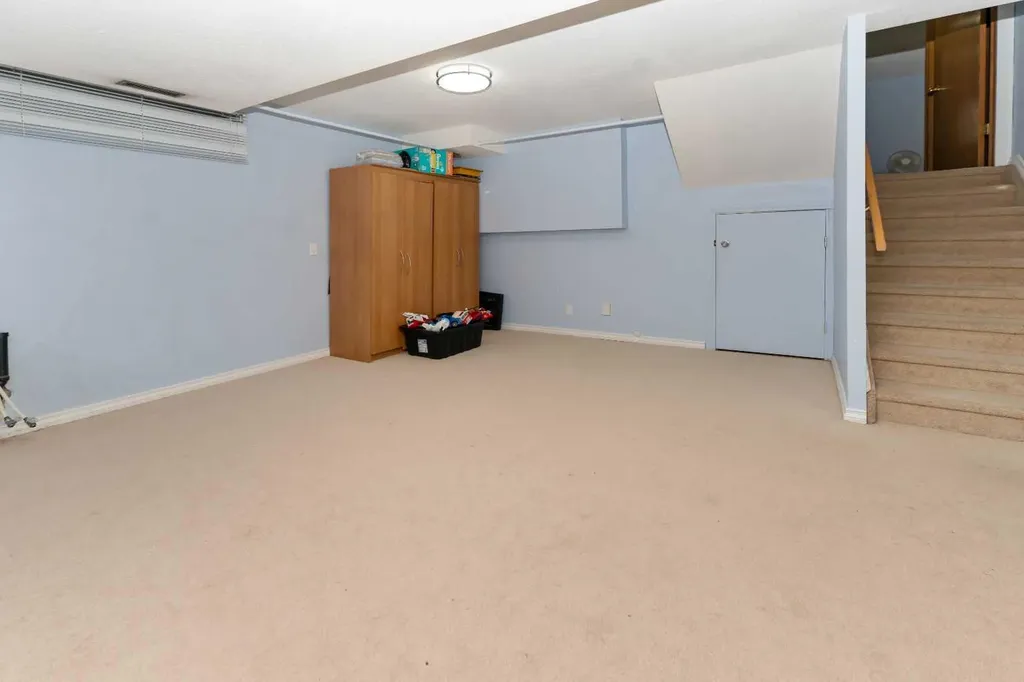 18 Coral Sands Place NE Calgary AB T3J3J3