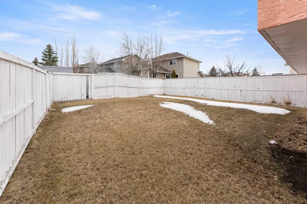 18 Coral Sands Place NE Calgary AB T3J3J3