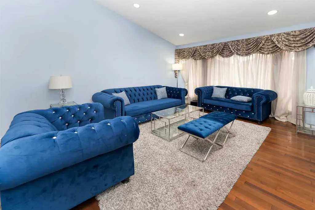 18 Coral Sands Place NE Calgary AB T3J3J3
