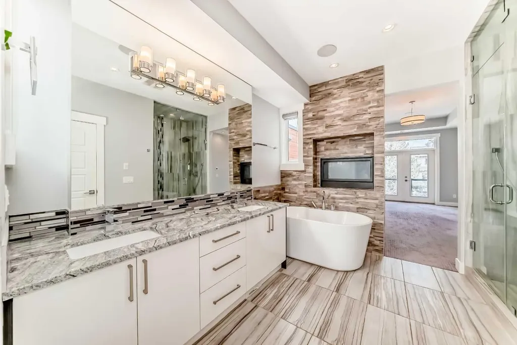 230 37 Street NW Calgary AB T2N 3B7