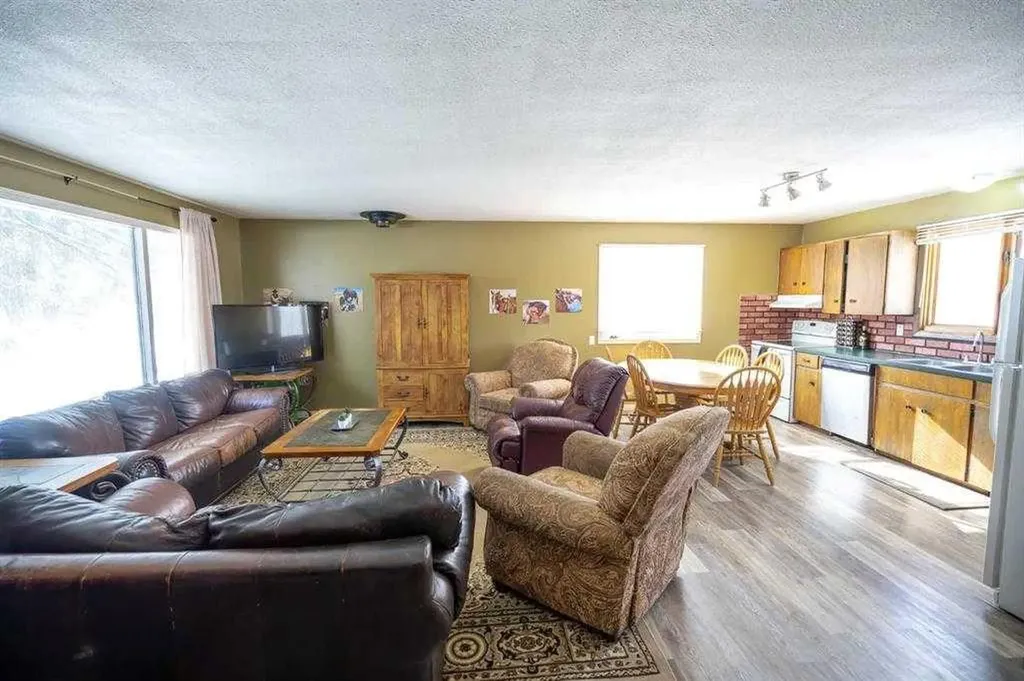 411048C Buster Creek Rural Clearwater County AB T4T 1A5