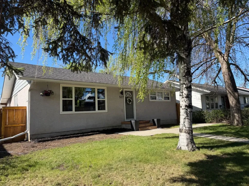 527 Athlone Road SE Calgary AB T2H 1V8