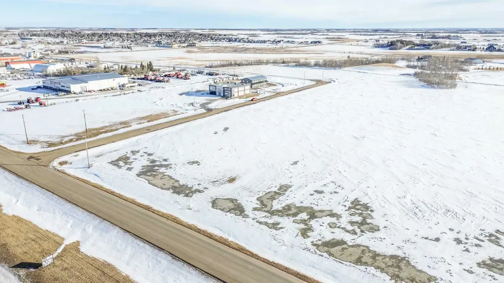 7501 50 Avenue Stettler AB T4K 0B3