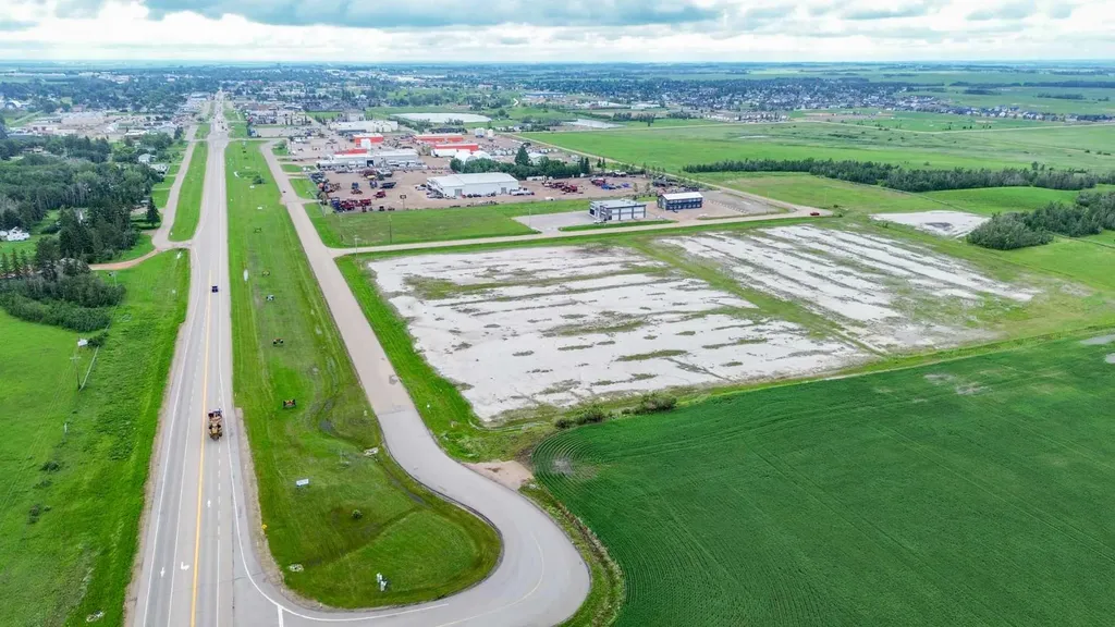 7501 50 Avenue Stettler AB T4K 0B3