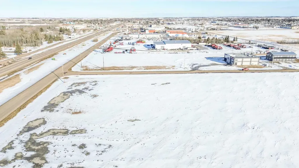 7501 50 Avenue Stettler AB T4K 0B3