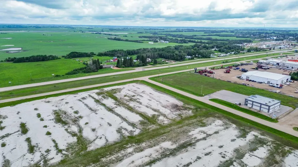 7501 50 Avenue Stettler AB T4K 0B3