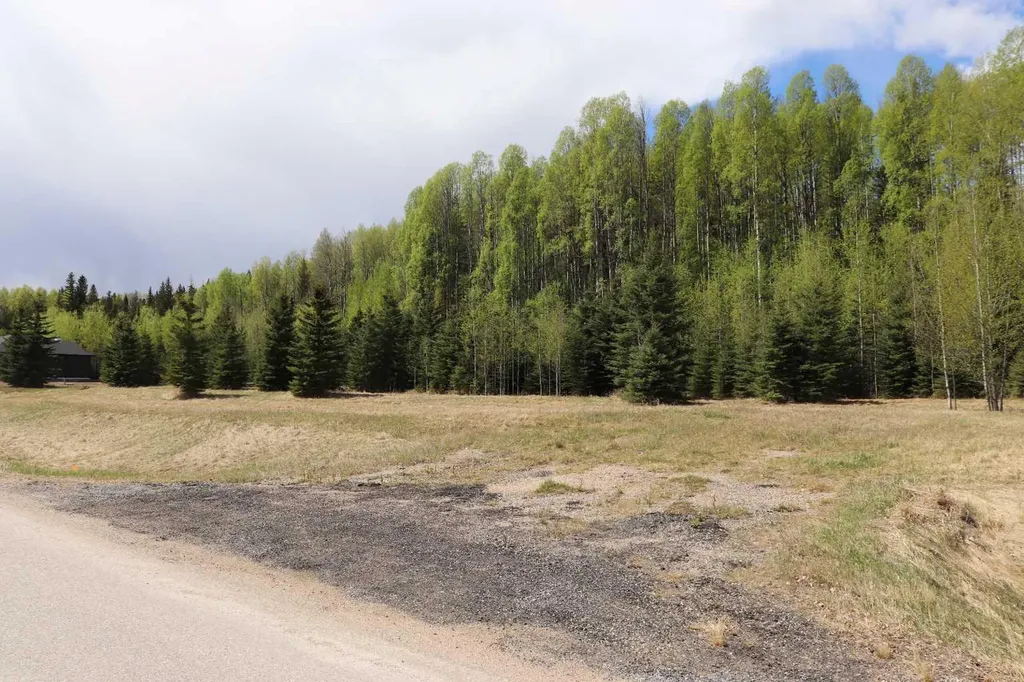 16511 Township Road 532a Rural Yellowhead County AB T7E 3A6