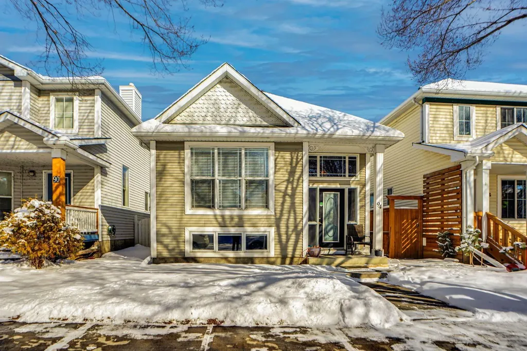 94 Inverness Park SE Calgary AB T2Z3E1