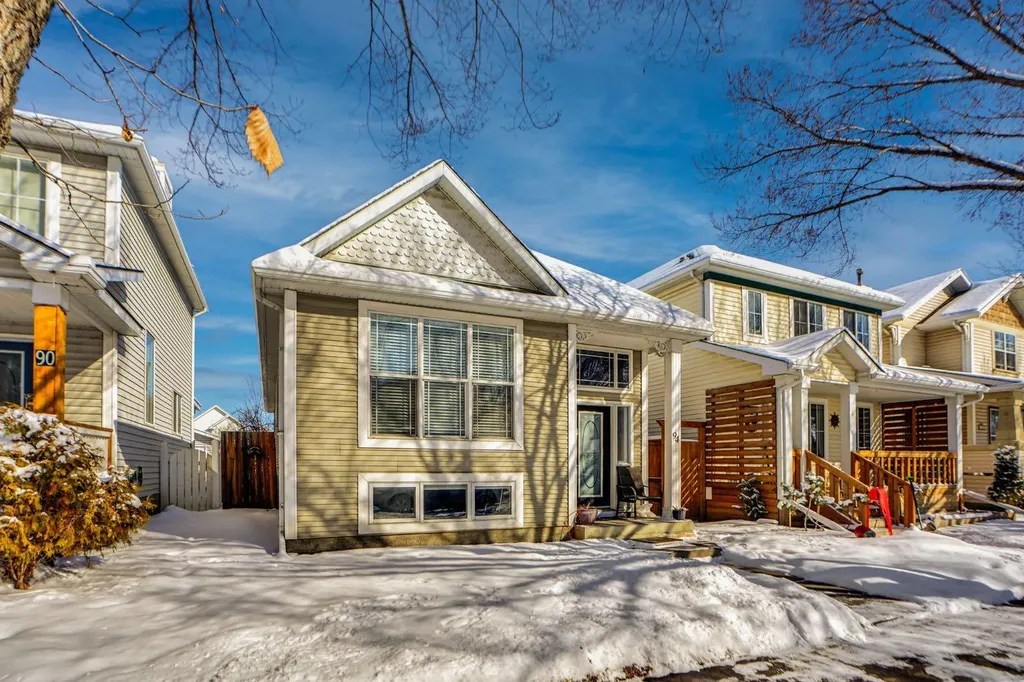 94 Inverness Park SE Calgary AB T2Z3E1