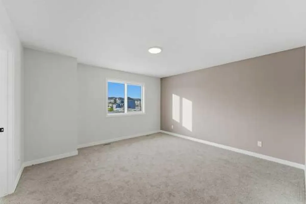 213 Bayview Park SW Airdrie AB T4B4G2