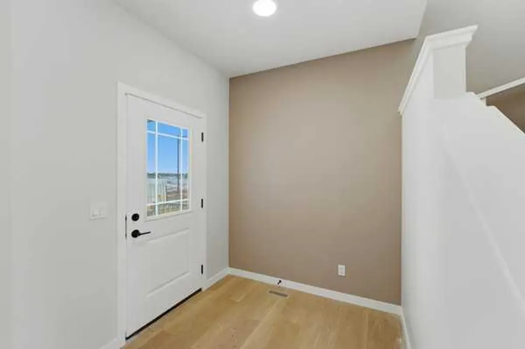 213 Bayview Park SW Airdrie AB T4B4G2