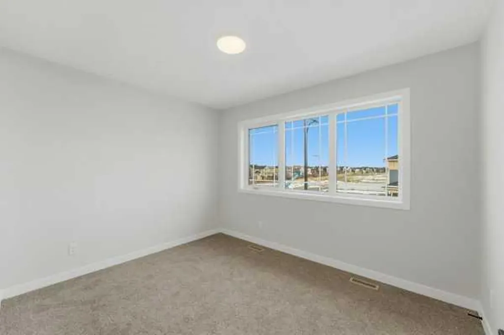 213 Bayview Park SW Airdrie AB T4B4G2