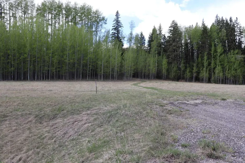 16511 Township Road 532a Rural Yellowhead County AB T7E 3A6