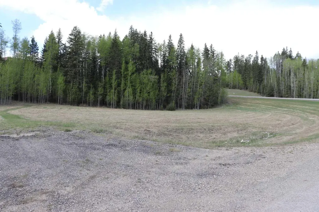 16511 Township Road 532a Rural Yellowhead County AB T7E 3A6