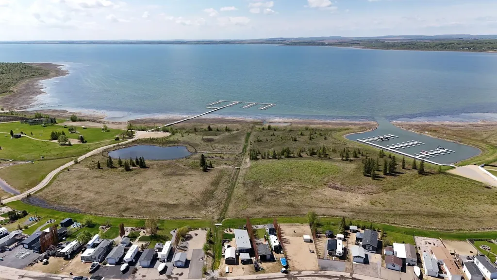 10046 Township Road 422 Road Rural Ponoka County AB T4J 1V9