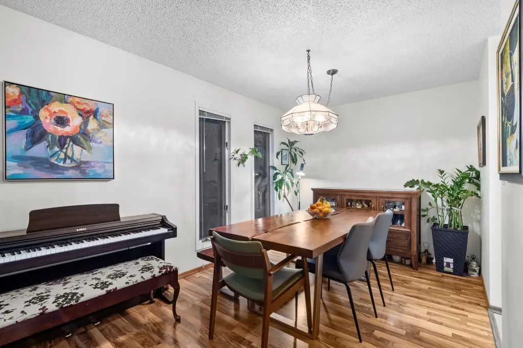 4604 Marwood Way NE Calgary AB T2A 2S7