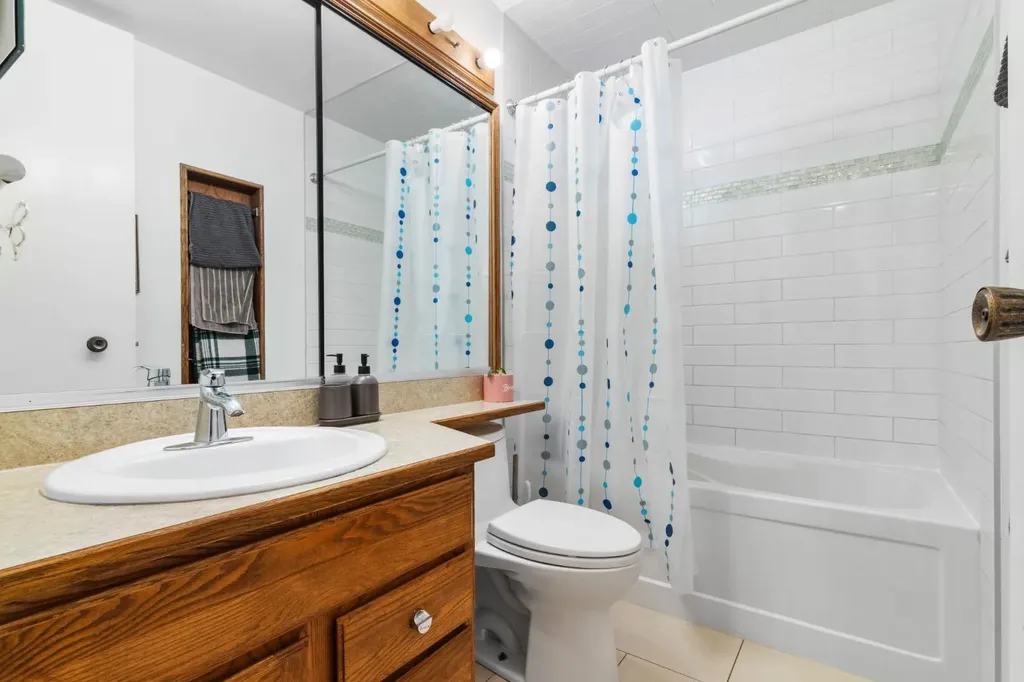 4604 Marwood Way NE Calgary AB T2A 2S7