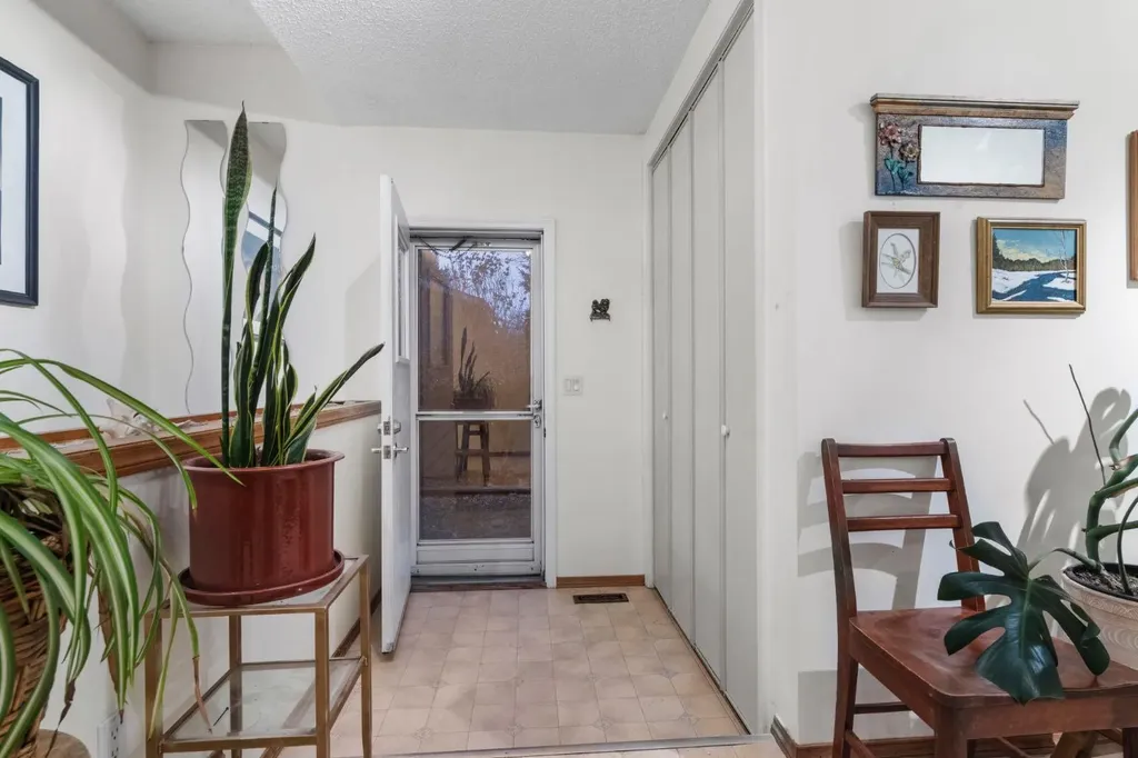 4604 Marwood Way NE Calgary AB T2A 2S7