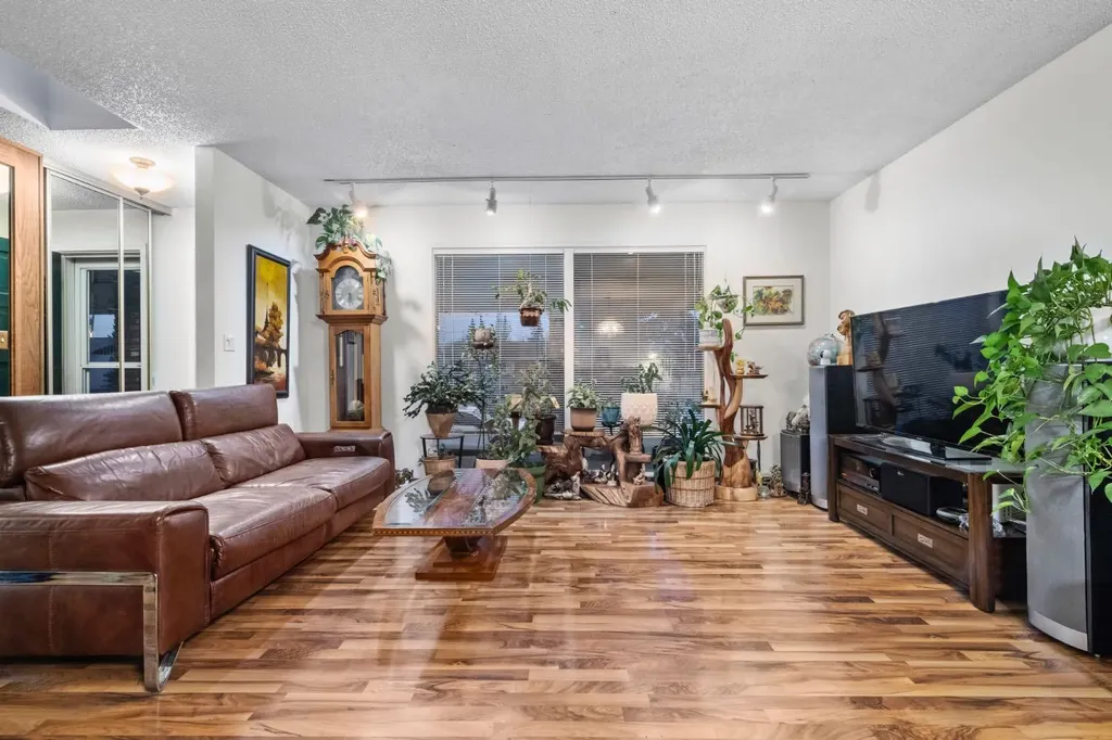 4604 Marwood Way NE Calgary AB T2A 2S7