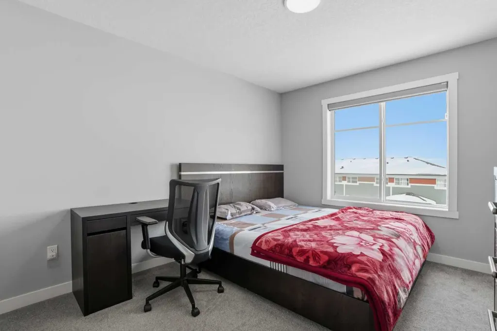 95 Skyview Close NE Calgary AB T3N 1X2