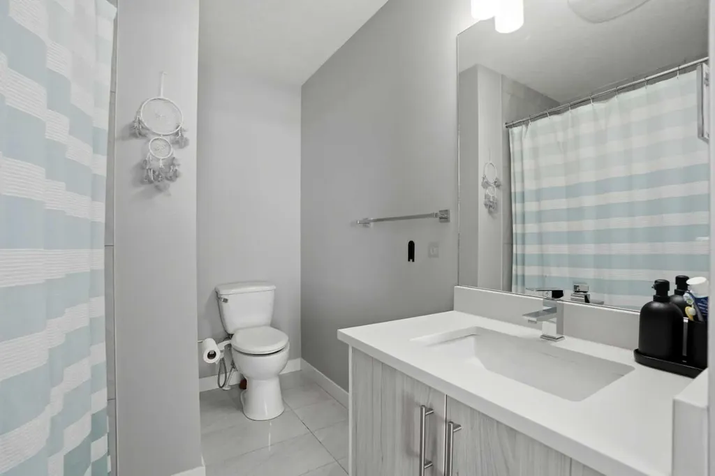 95 Skyview Close NE Calgary AB T3N 1X2