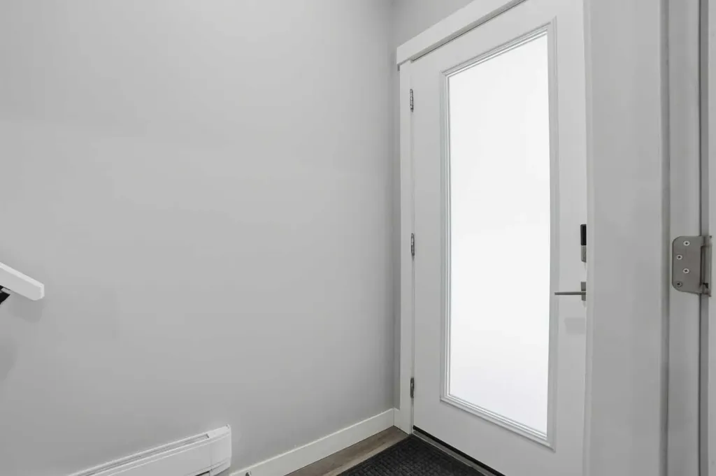 95 Skyview Close NE Calgary AB T3N 1X2