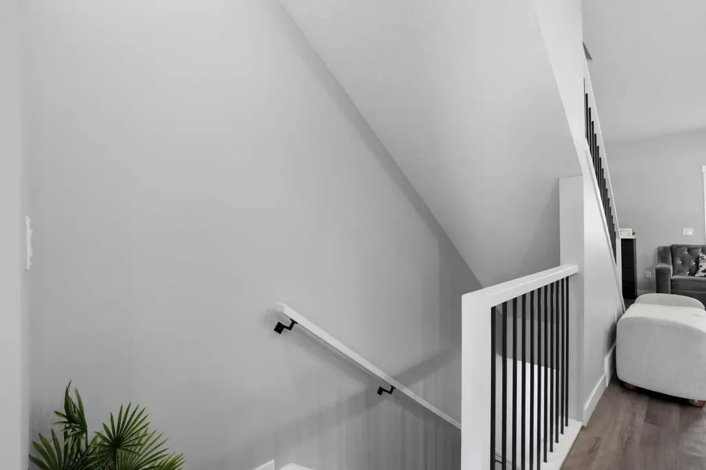 95 Skyview Close NE Calgary AB T3N 1X2