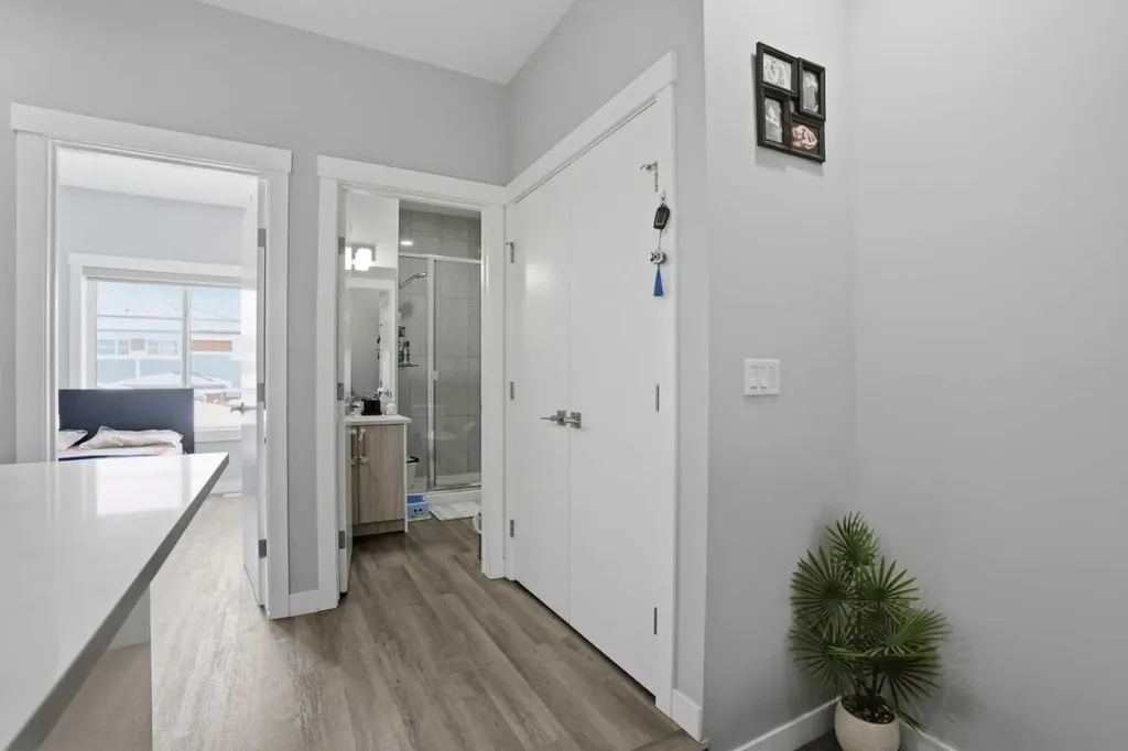 95 Skyview Close NE Calgary AB T3N 1X2