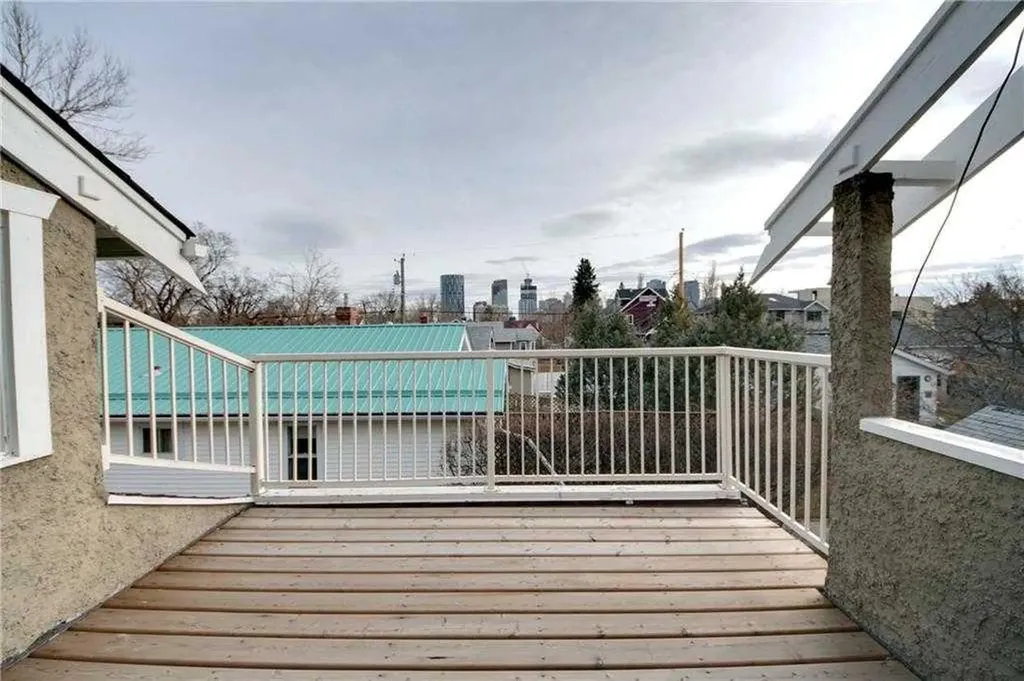 919 1 Street NW Calgary AB T2M 2R9