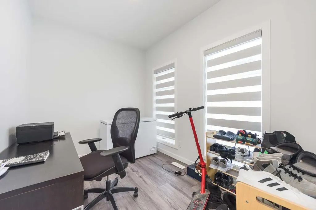 399 Magnolia Drive SE Calgary AB T3M 3M4