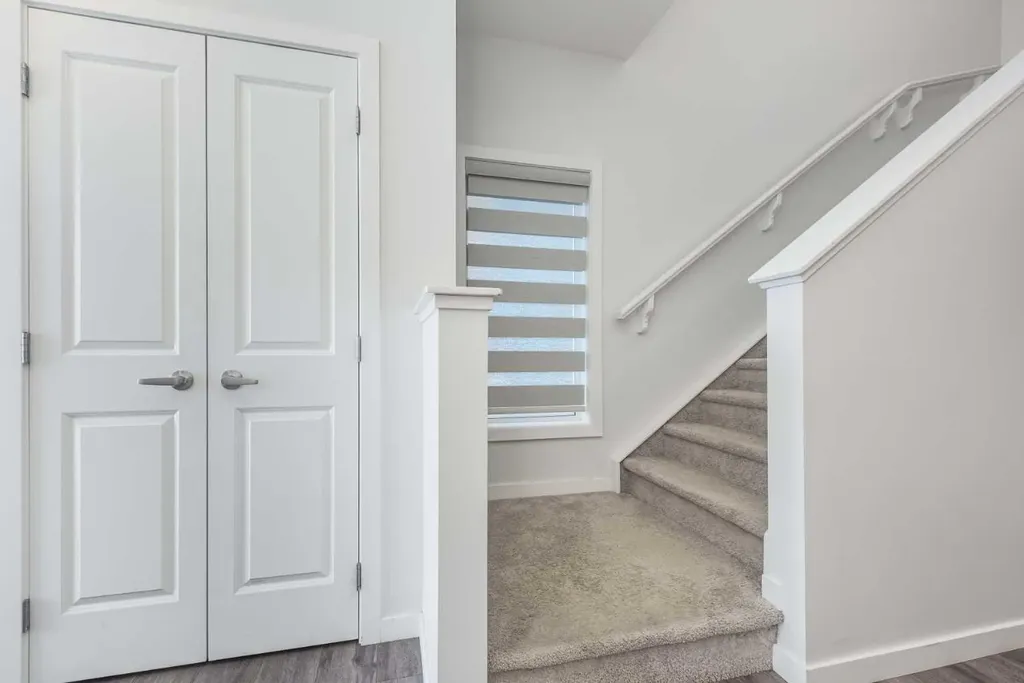 399 Magnolia Drive SE Calgary AB T3M 3M4