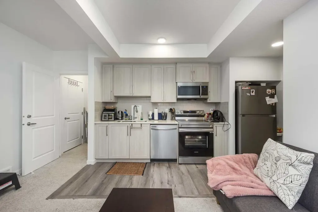 399 Magnolia Drive SE Calgary AB T3M 3M4