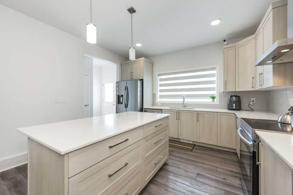 399 Magnolia Drive SE Calgary AB T3M 3M4