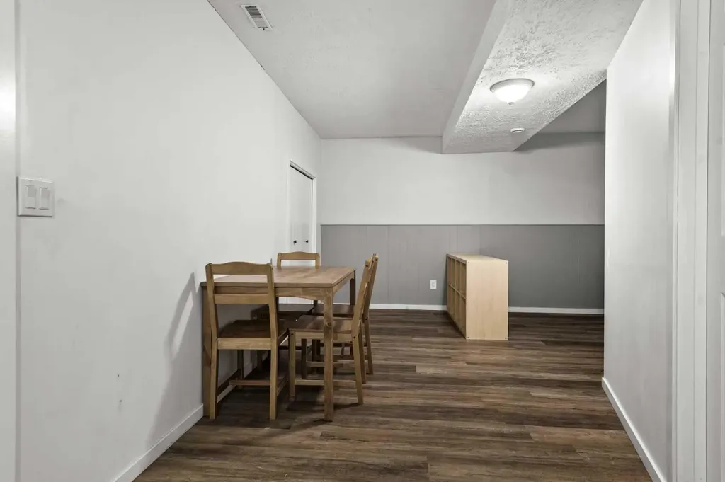 8510 Centre Street NE Calgary AB T3K 1K7