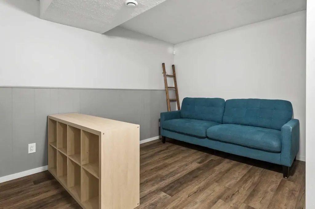 8510 Centre Street NE Calgary AB T3K 1K7