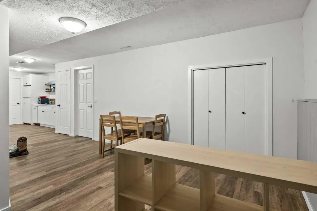 8510 Centre Street NE Calgary AB T3K 1K7