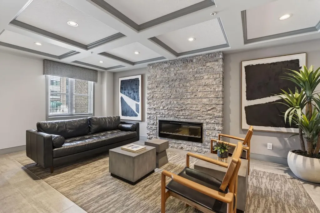 80 Greenbriar Place NW Calgary AB T3B 6J4