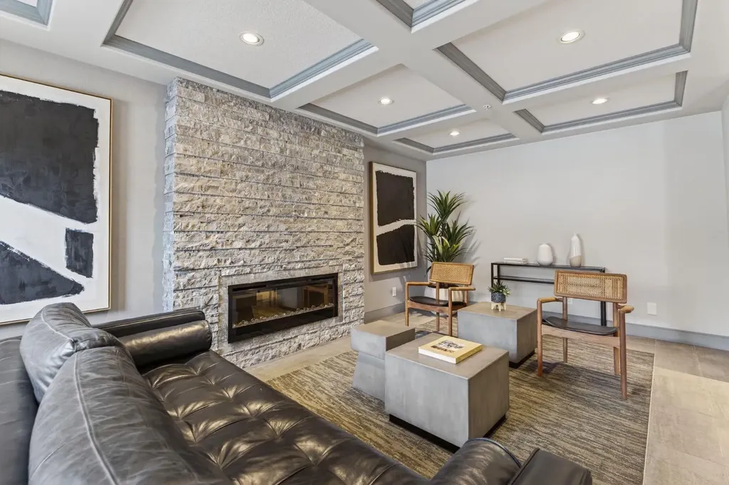 80 Greenbriar Place NW Calgary AB T3B 6J4