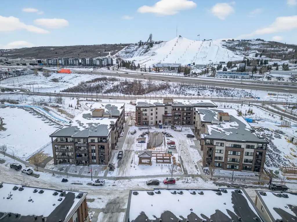 80 Greenbriar Place NW Calgary AB T3B 6J4