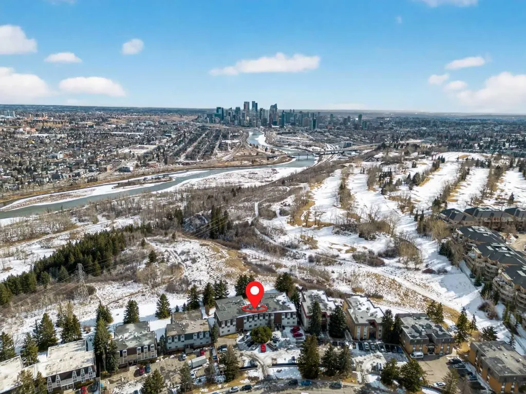 512 Cedar Crescent SW Calgary AB T3C 2Y8