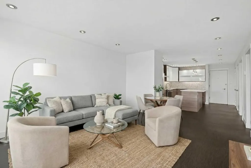512 Cedar Crescent SW Calgary AB T3C 2Y8