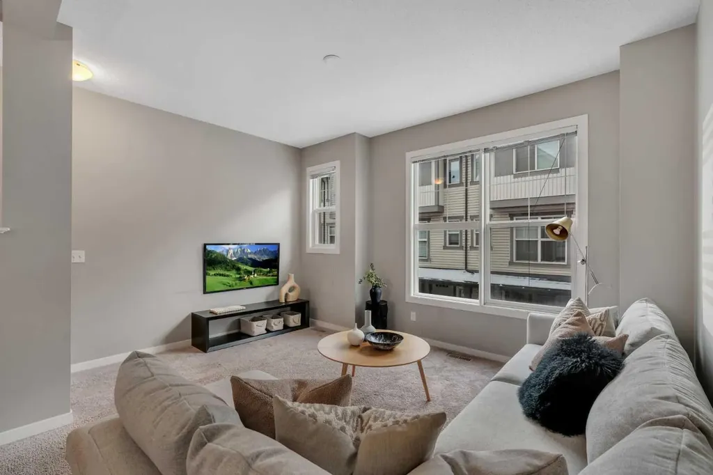 34 New Brighton Point SE Calgary AB T2Z 1B6