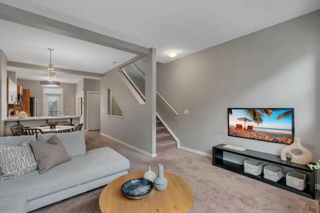 34 New Brighton Point SE Calgary AB T2Z 1B6