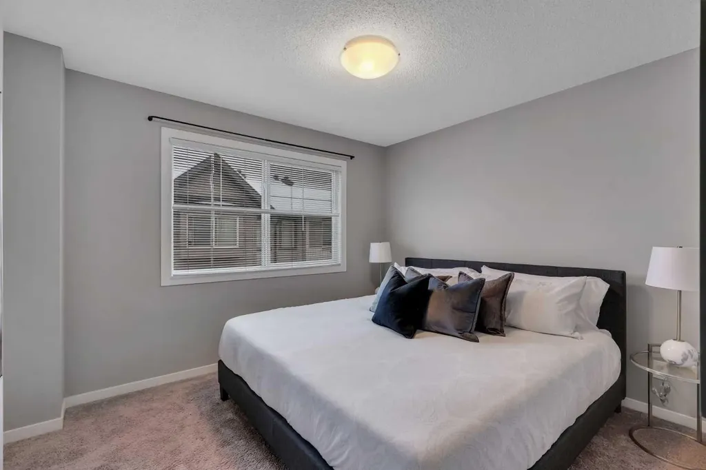 34 New Brighton Point SE Calgary AB T2Z 1B6