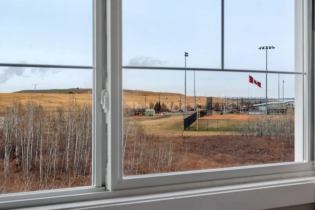 34 New Brighton Point SE Calgary AB T2Z 1B6